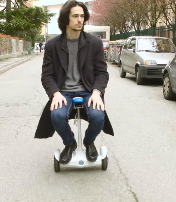 self balancing electric scooter