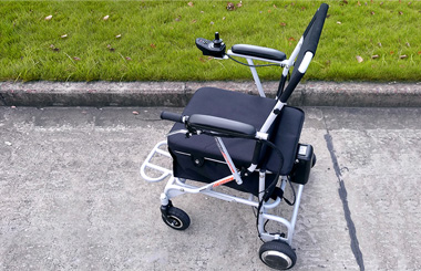 Airwheel H8 rough terrain folding electric wheelchairs