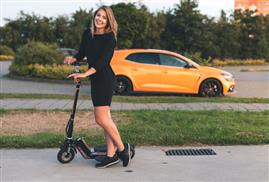 Airwheel Z5 Lightweight Electric Scooter